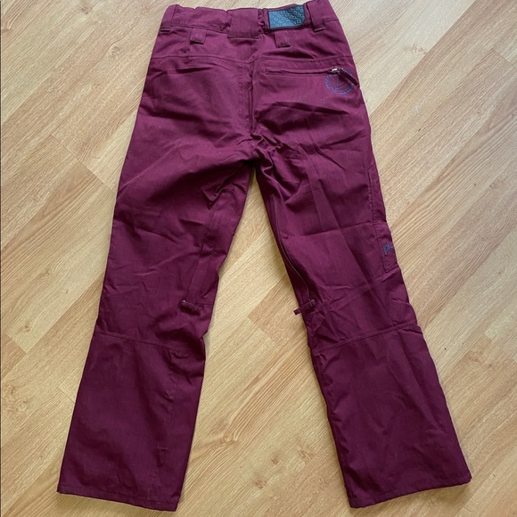 3CS Snowpants - Women’s medium - Picture 2 of 5